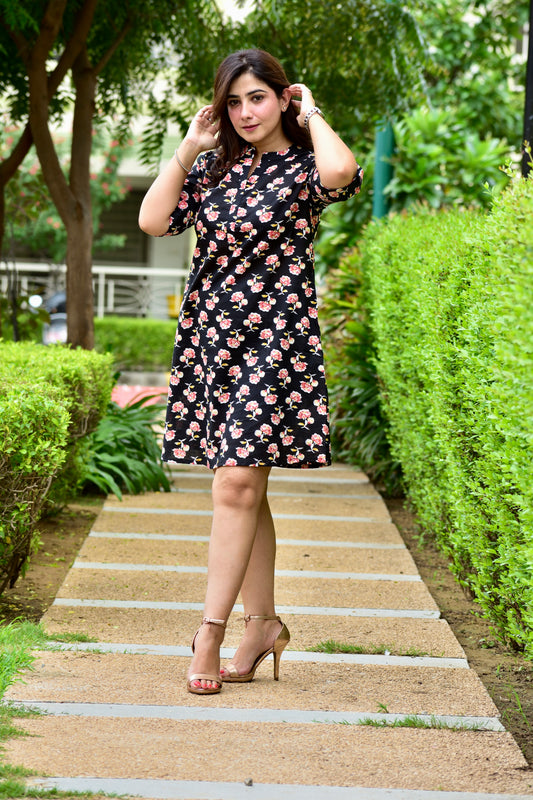 Floral Elegance Black Dress – Chic & Comfortable Everyday Wear